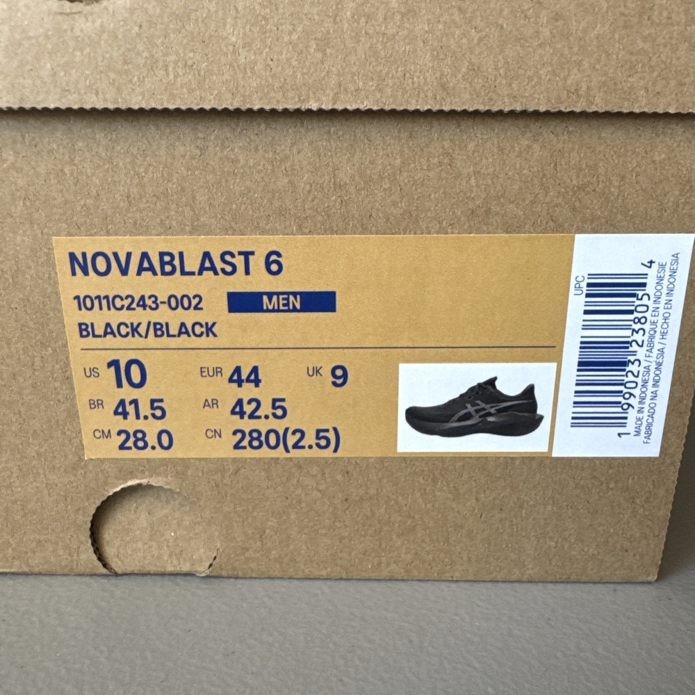 ASICS Novablast 6 Running Shoes Men's Size 10 Black/Black 1011C243-002 - Picture 6 of 6